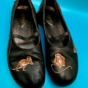 Camper Mary Janes, 7, embroidered